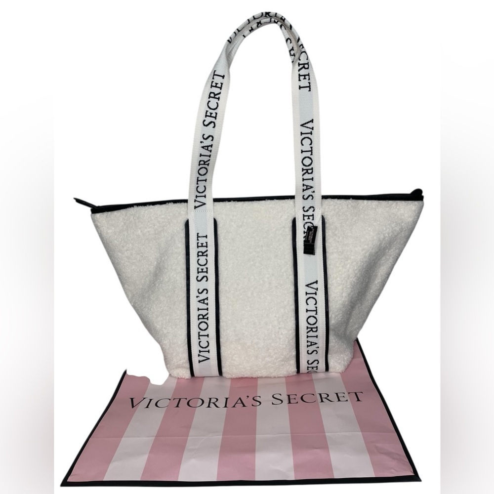 NWT Victoria's Secret Cozy Plush Fleece Sherpa Tote Bag Black White Gift Ready